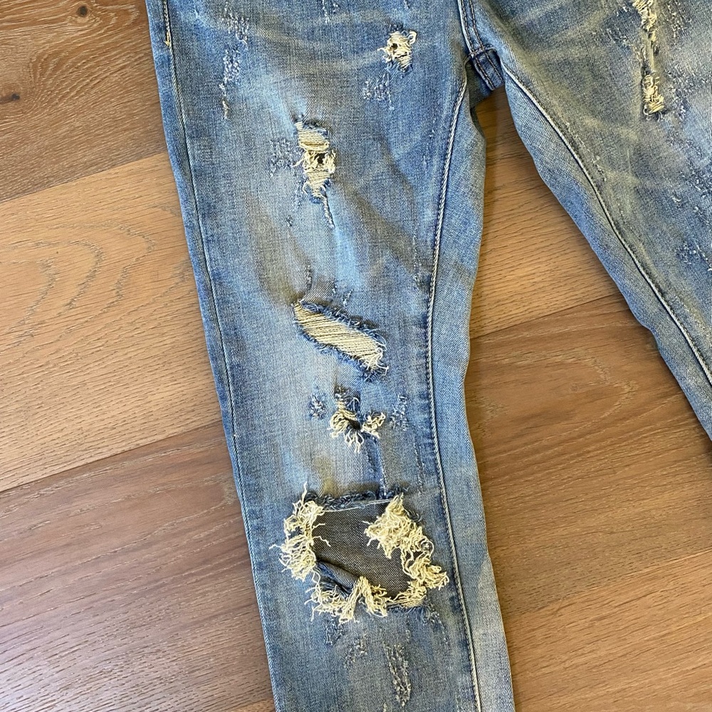 MNML Ripped Jeans - Picture 3 of 6